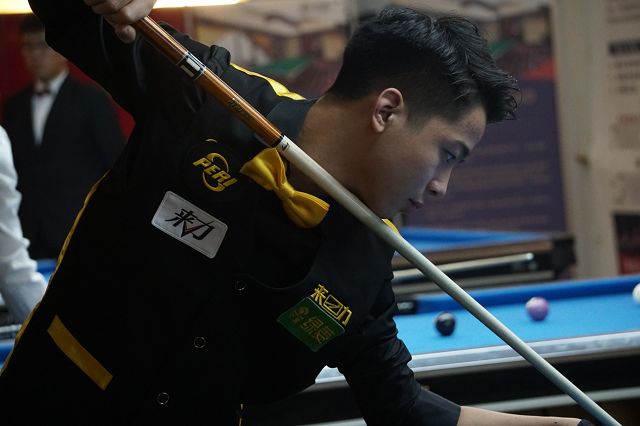 前锋启动瞬 前锋启动瞬