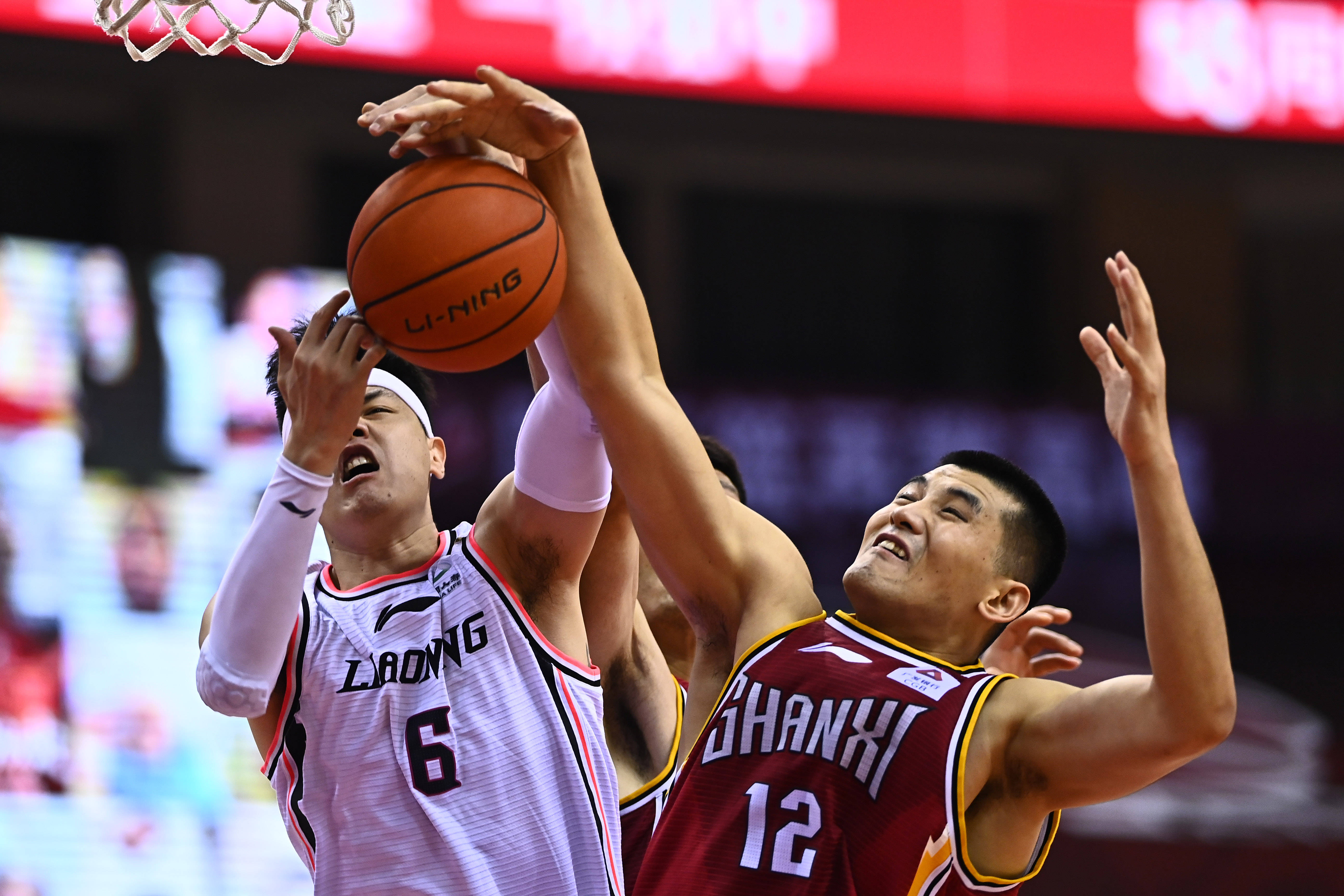 发牌瞬间画 发牌瞬间画